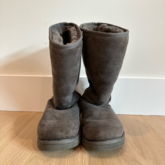 UGG classic tall boots grey suede size 7 - Picture 4 of 5